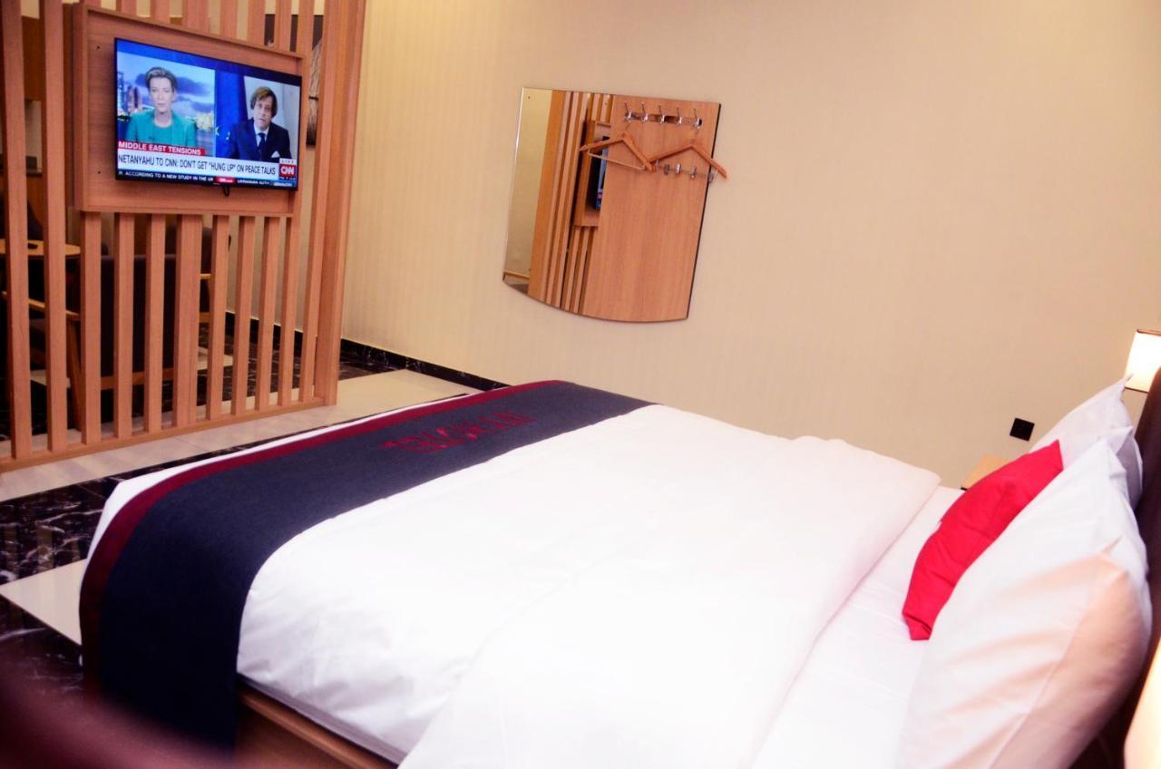 Hotel Ivy Emerald 4*